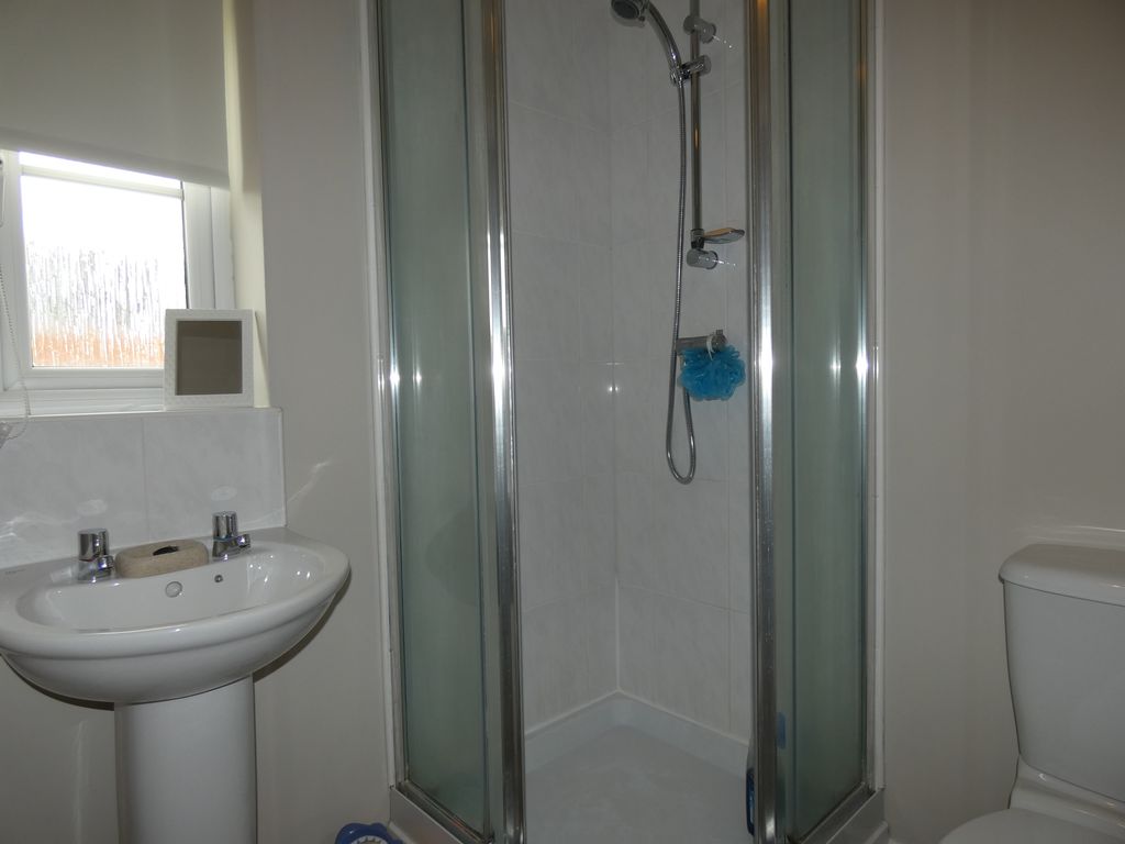 En-Suite- click for photo gallery